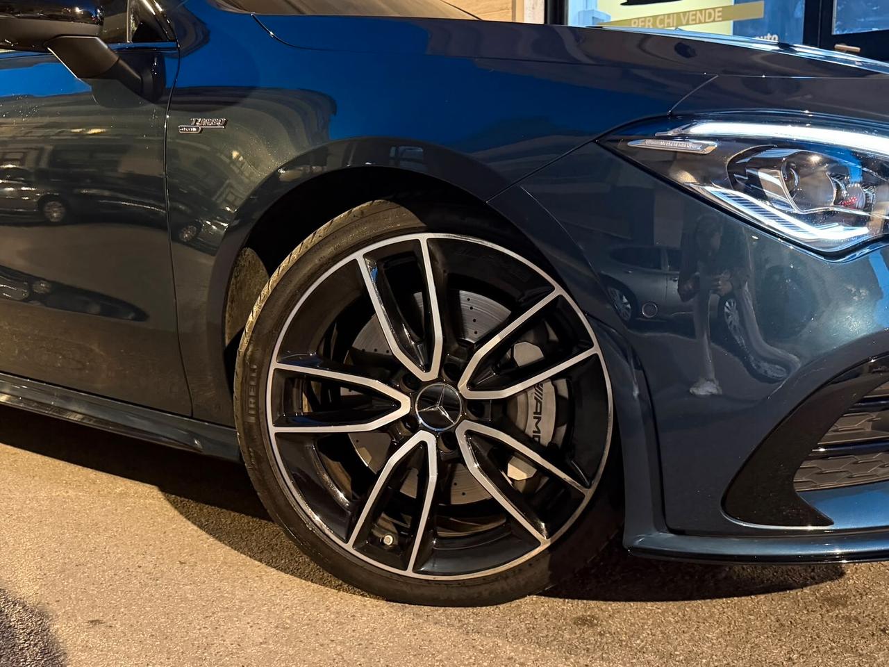 Mercedes-benz CLA 35 AMG race edition