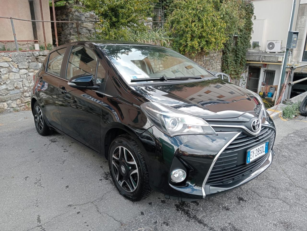 Toyota Yaris 1.0 5 porte Active