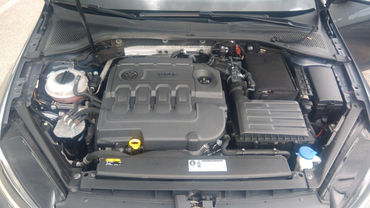 Volkswagen Golf 1.6 TDI 115 CV 5p. Restyling-Garantita 24 Mesi