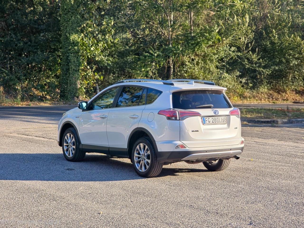 Toyota RAV 4 RAV4 2.5 Hybrid 2WD Lounge E6B Automatica 2016