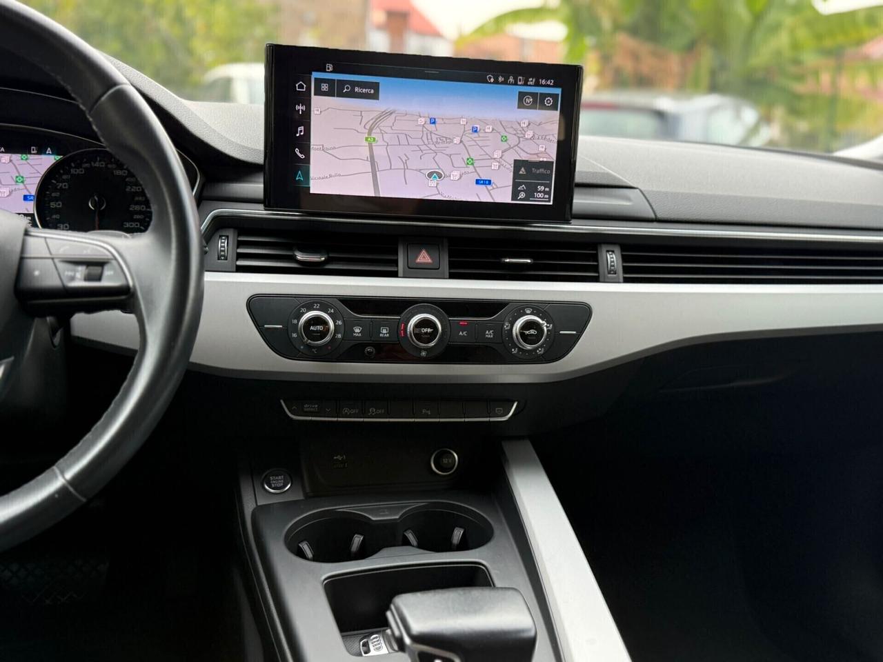 Audi A4 Avant 30 TDI/136 CV S tronic Business