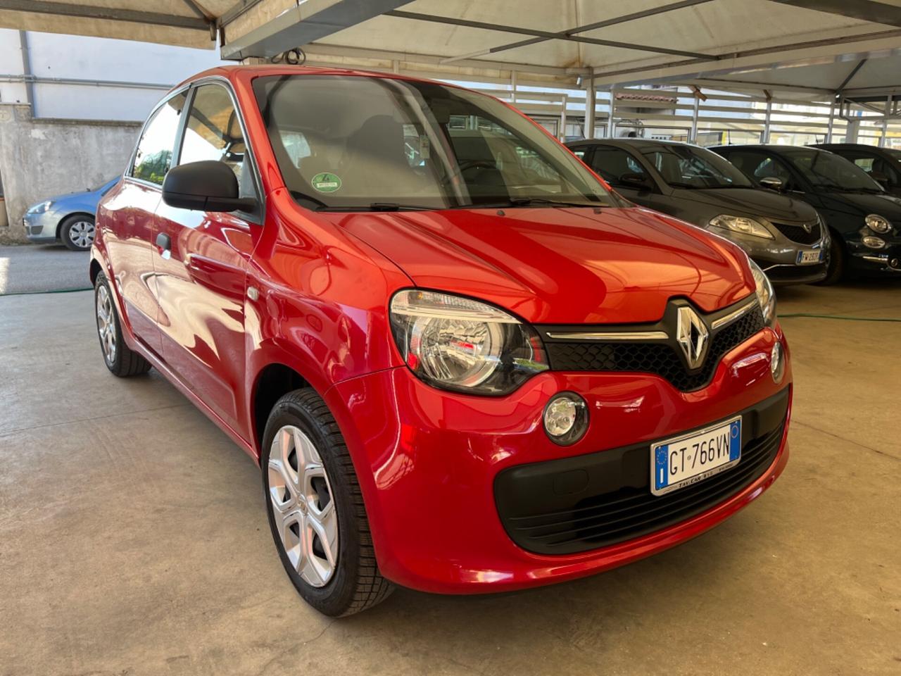 Renault Twingo 1.0 Live 70 Cv Neopatetati