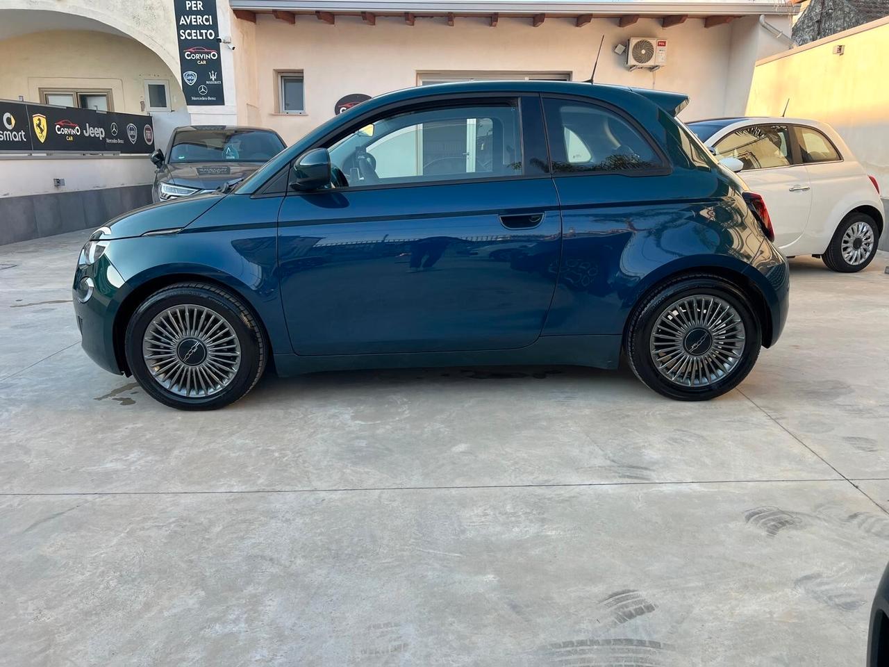 Fiat 500e Berlina 42 kWh