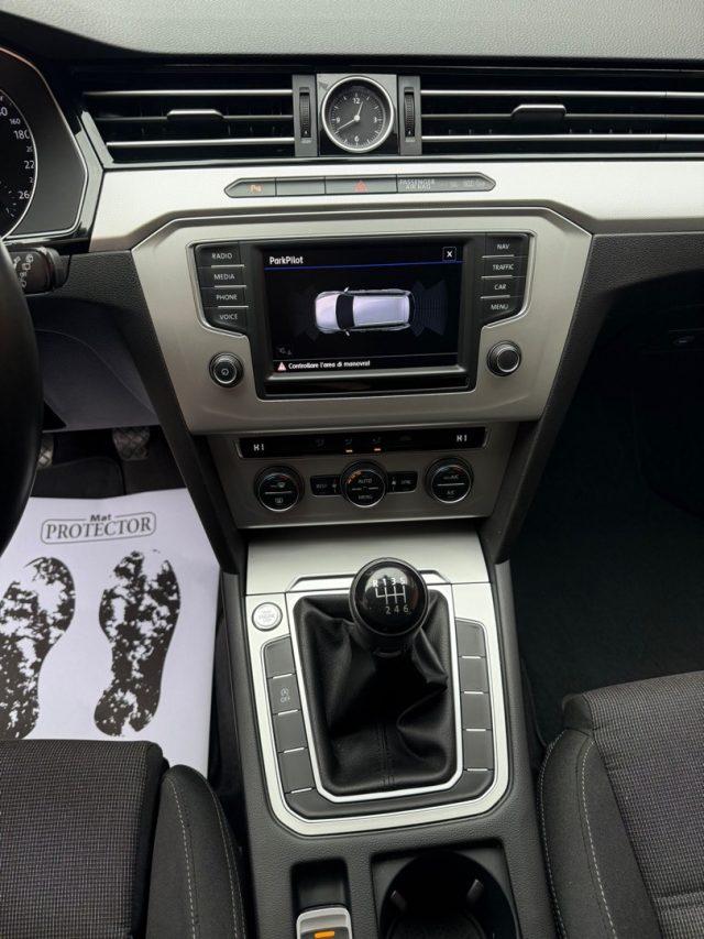 VOLKSWAGEN Passat Variant 2.0 TDI Business SW EURO 6