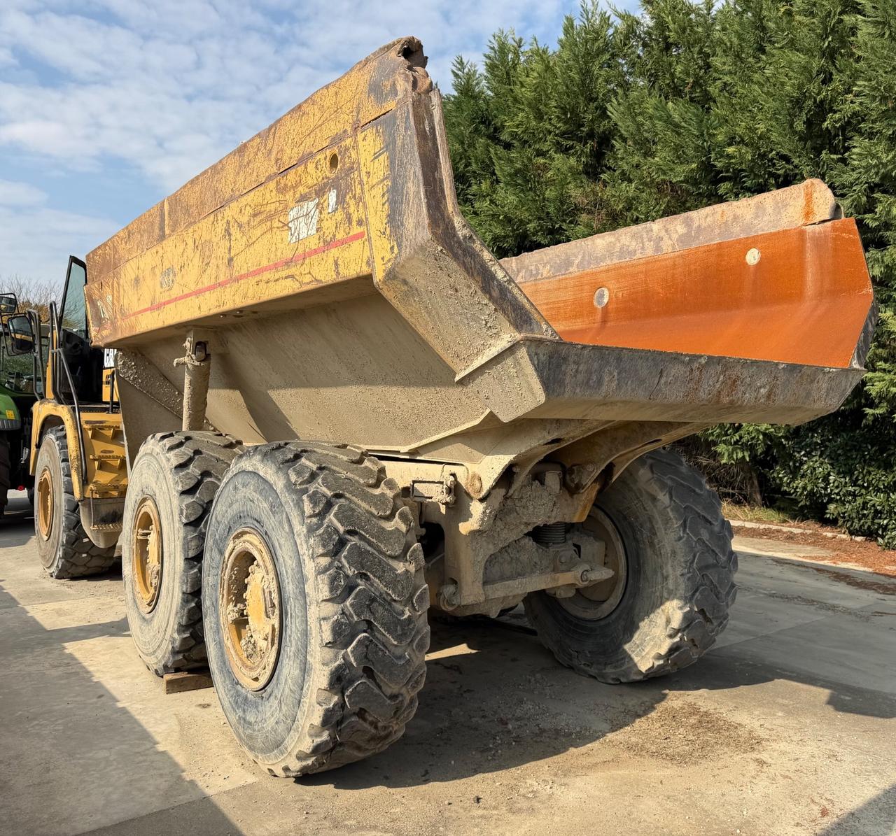 Dumper Cat 730 6x6