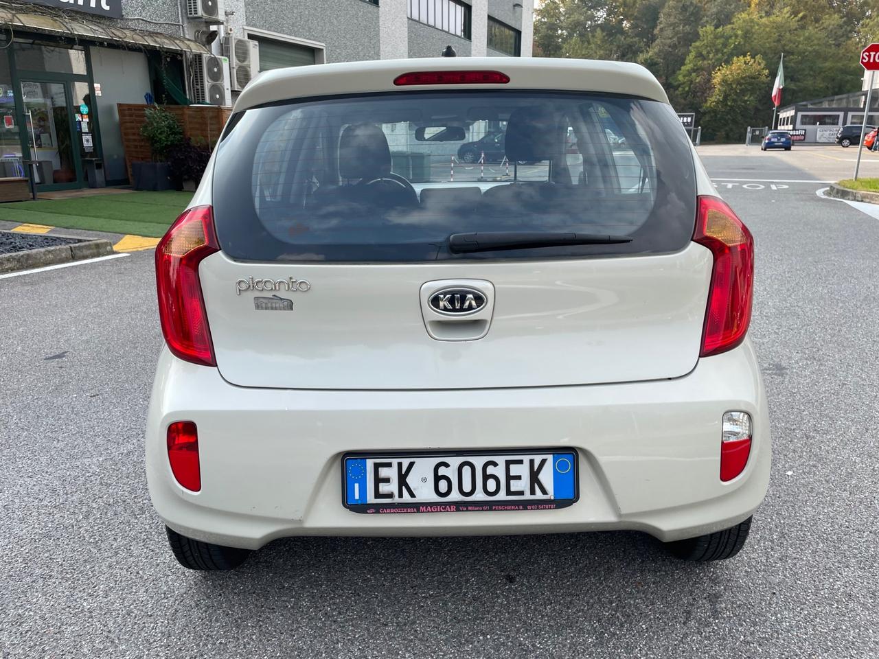 Kia Picanto 1.0 12V 5 porte Fashion *Neo patentati *