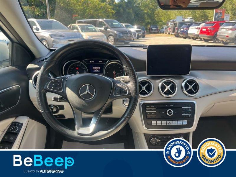 Mercedes-Benz GLA 200 D SPORT AUTO