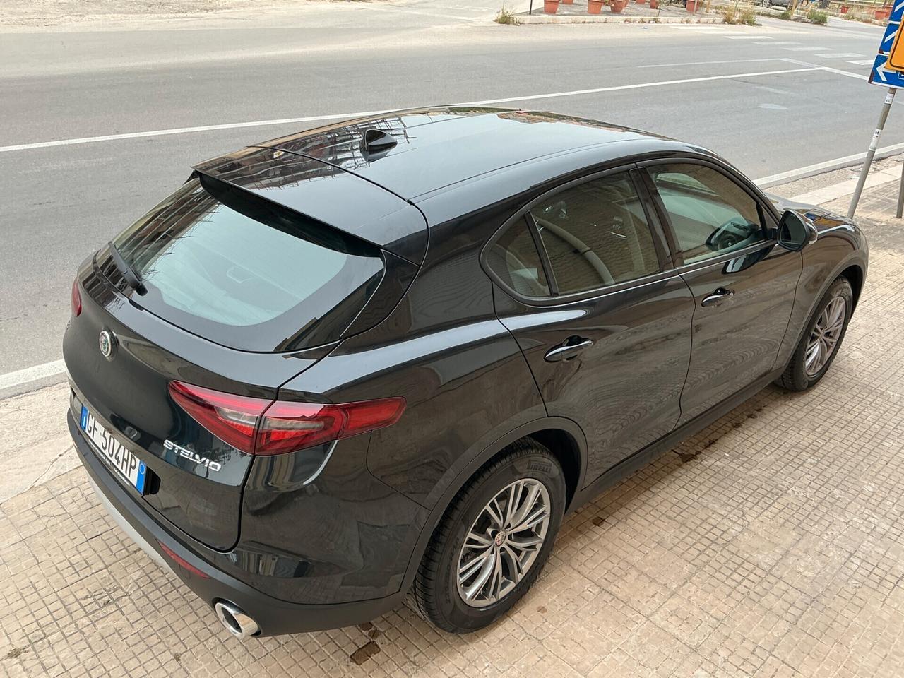 Alfa Romeo Stelvio 2.2 Turbodiesel 190 CV AT8 Q4 Executive