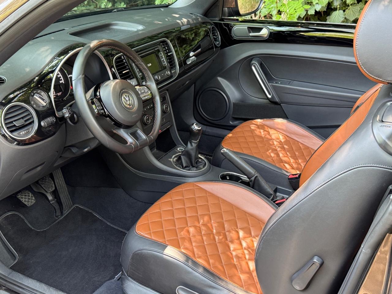 Volkswagen Maggiolino Cabrio 1.4 TSI - LA PIU BELLA ITALIA