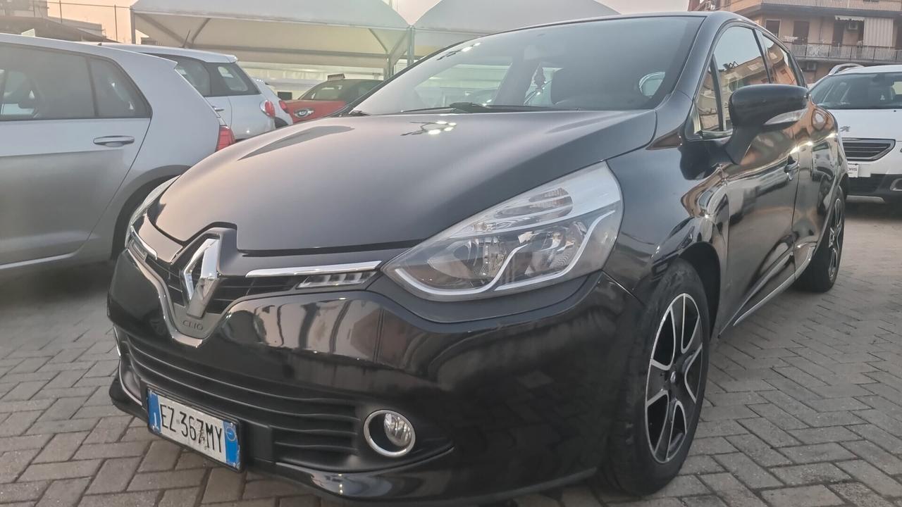 Renault Clio 1.2 75CV 5 porte Wave