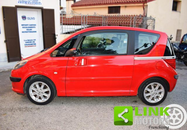 PEUGEOT 1007 1.4 Sporty 2Tronic