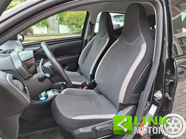 TOYOTA Aygo Connect 1.0 VVT-i 72CV x-fun GARANZIA INCLUSA