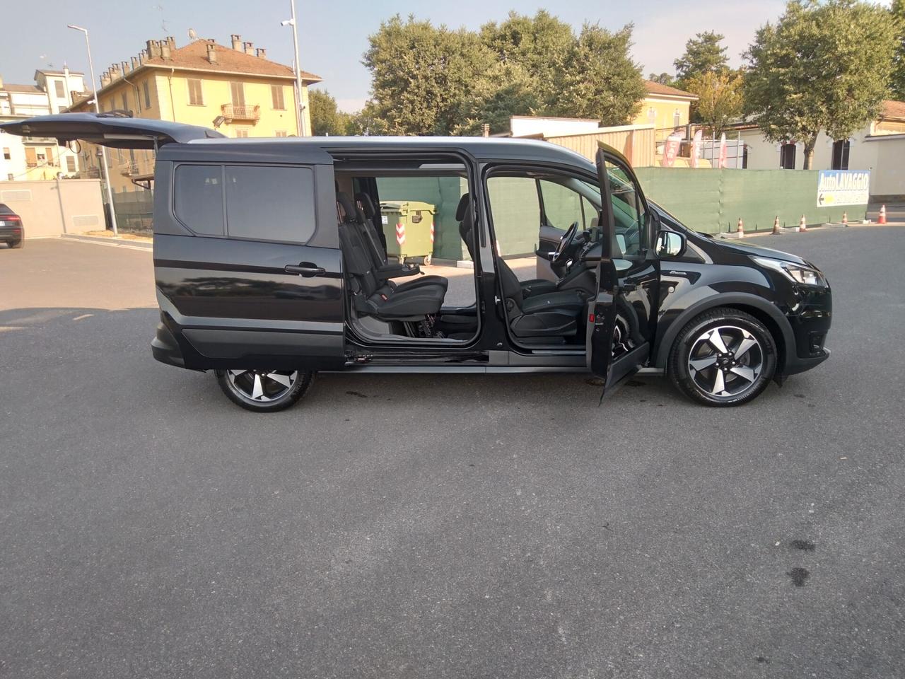 Ford Tourneo Connect Gran Active 1.5 EcoBlue 120 CV S&S Aut.x neopatentati