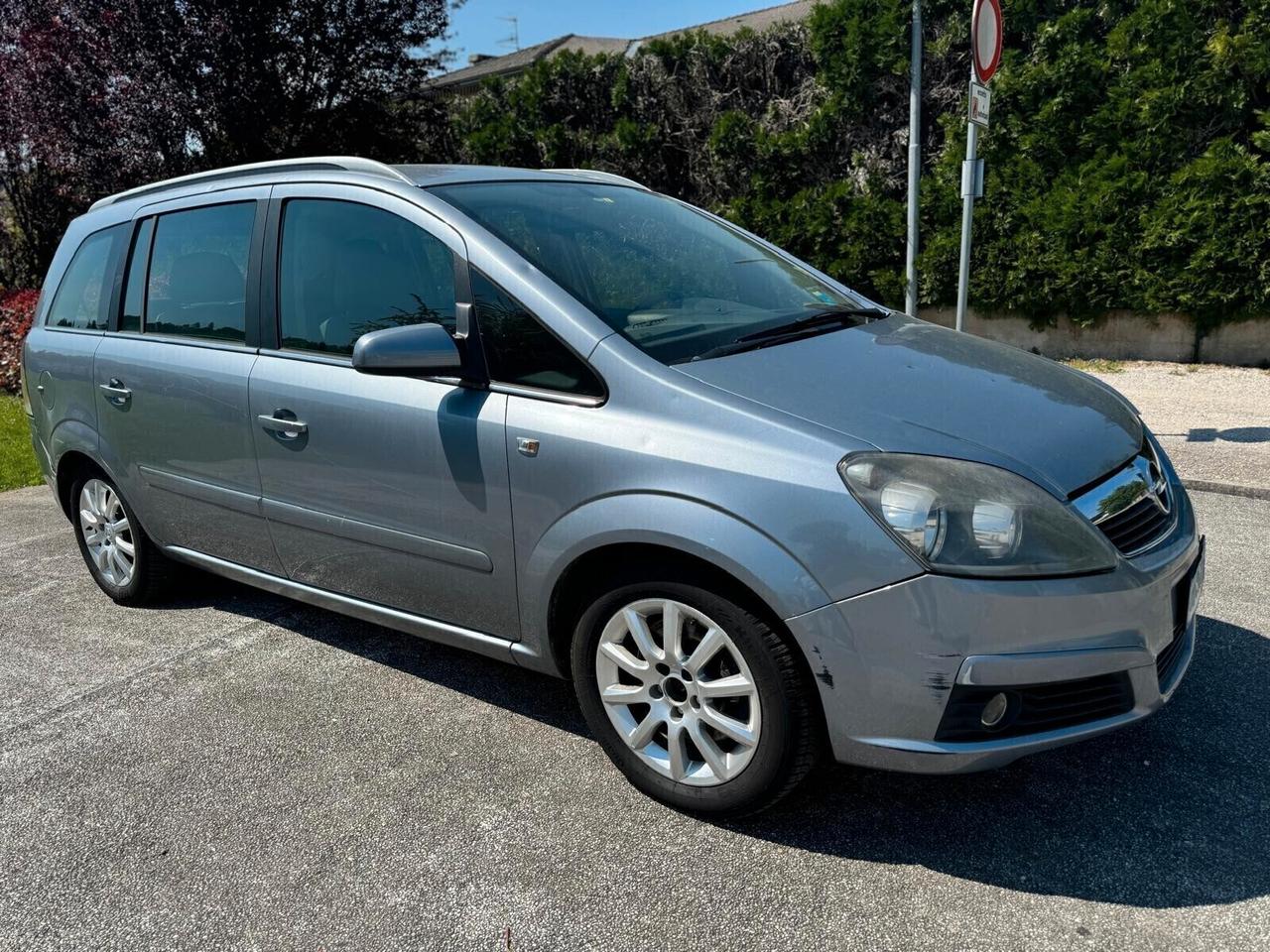 Opel Zafira 1.9 CDTI 120CV Cosmo