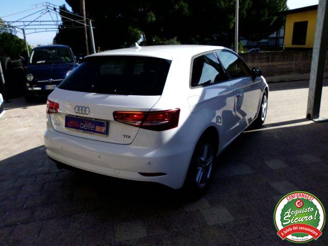 AUDI A3 1.6 TDI 116 CV Sport