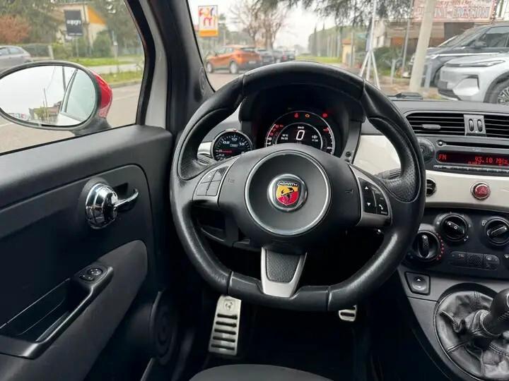 Abarth 500 1.4 Turbo T-Jet Custom