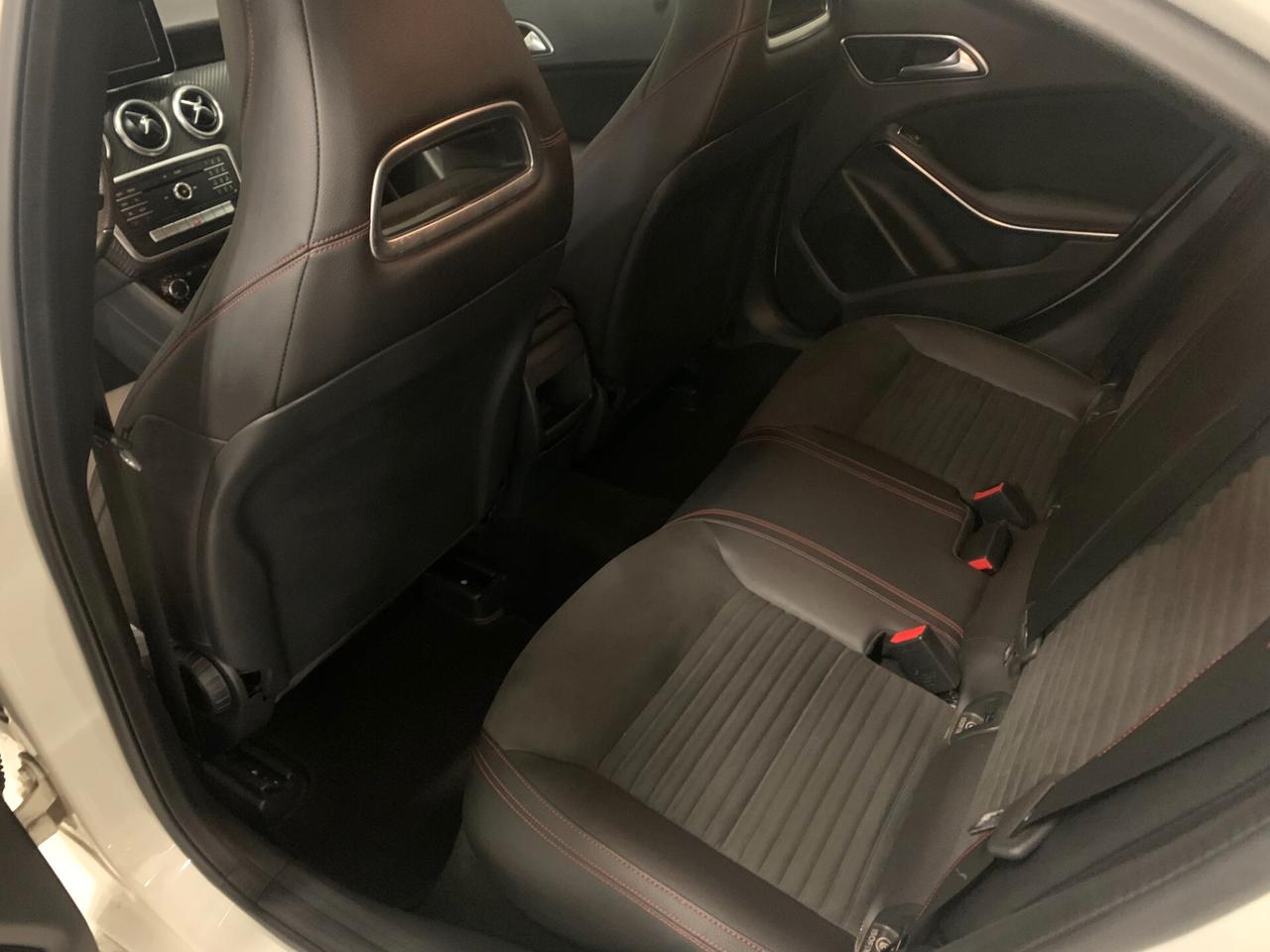 Mercedes-benz A 180 160 d Premium