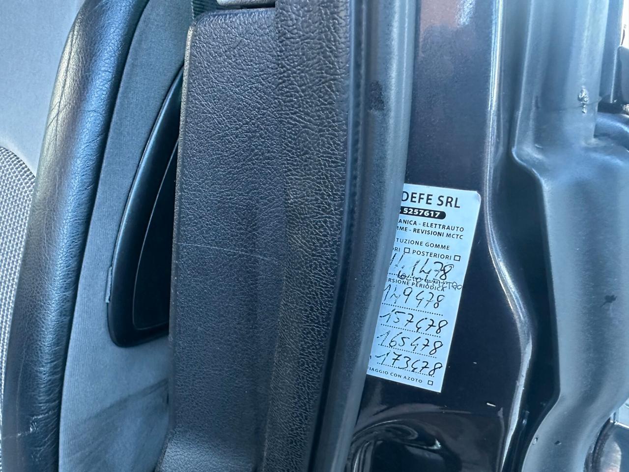 Peugeot 807 2.0 HDi 8 POSTI (12 RATE)