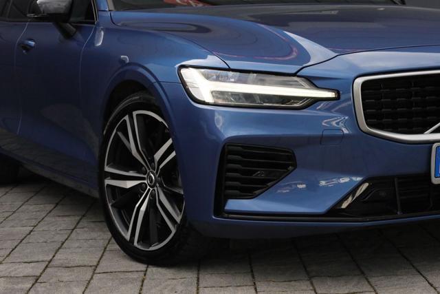 VOLVO V60 T8 Twin Engine AWD Plug-In Geartronic R-design