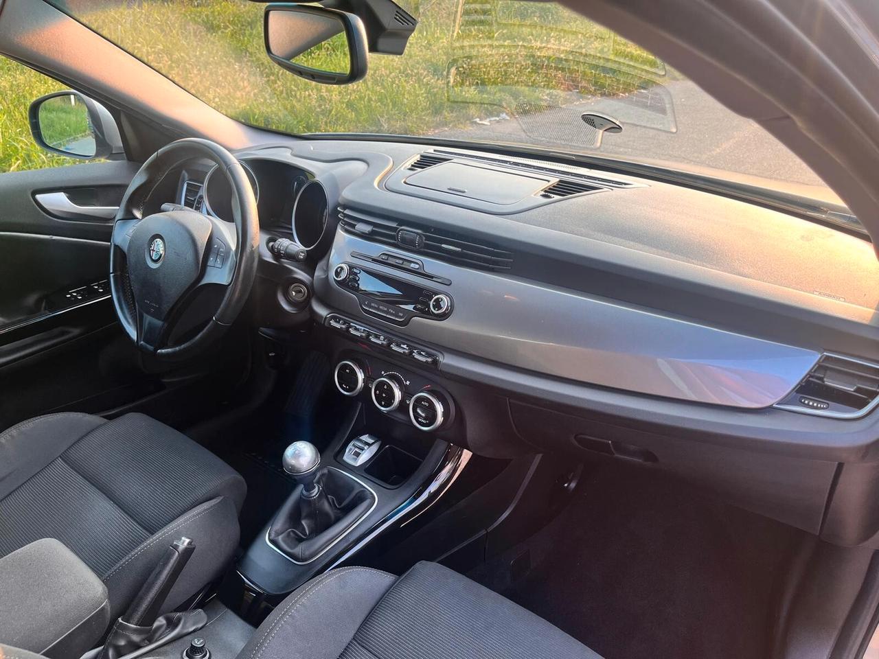 Alfa Romeo Giulietta 1.4 Turbo MultiAir Distinctive