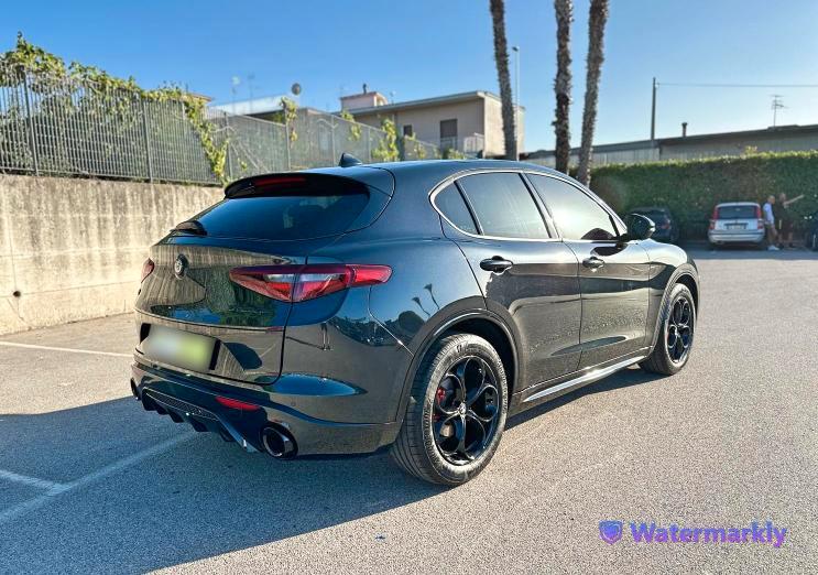 Alfa Romeo Stelvio 2.2 Turbodiesel 190 CV AT8 Q4 Business Garanzia