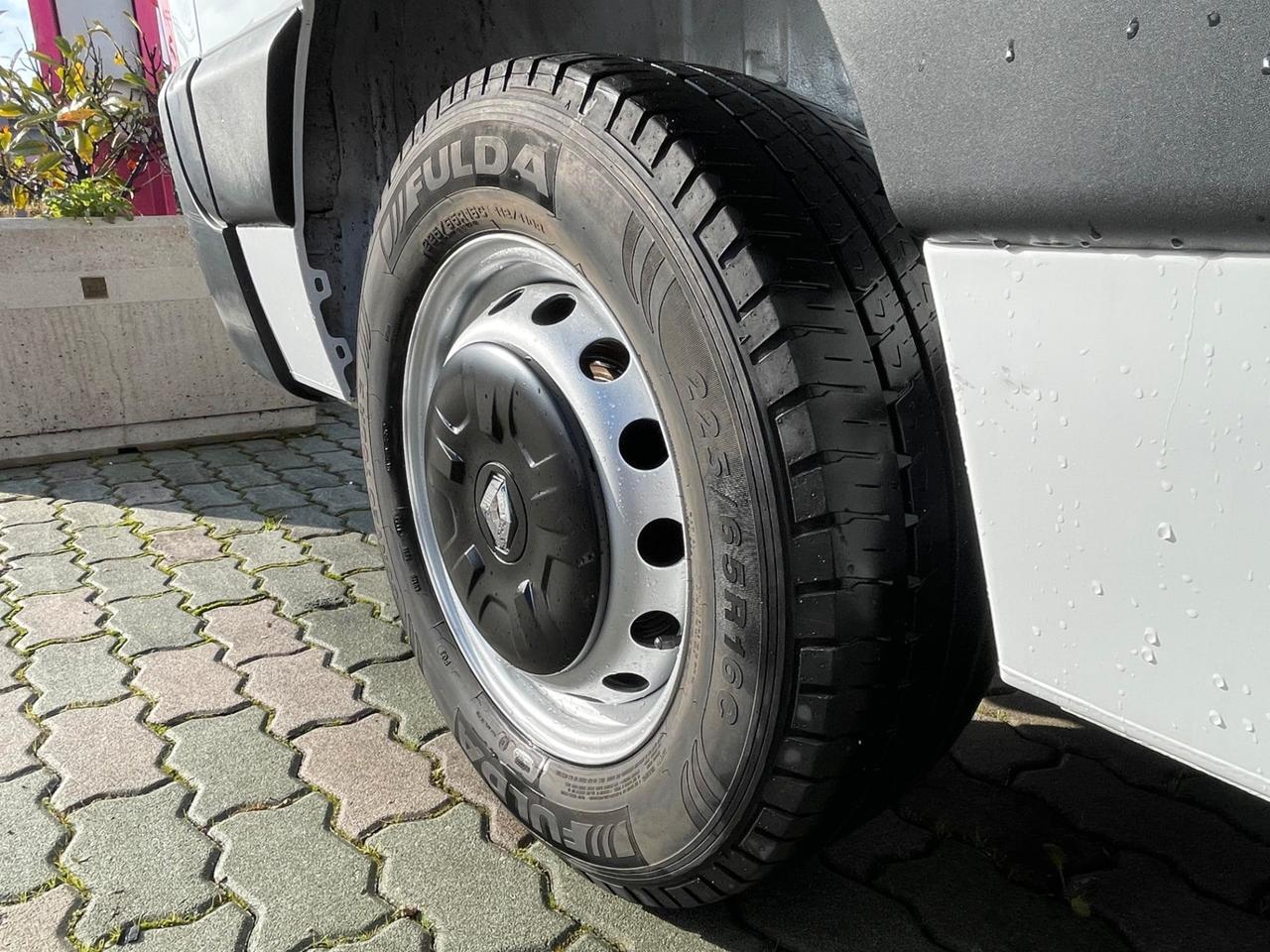 RENAULT Master 5ª serie Master T35 2.3 dCi 135...