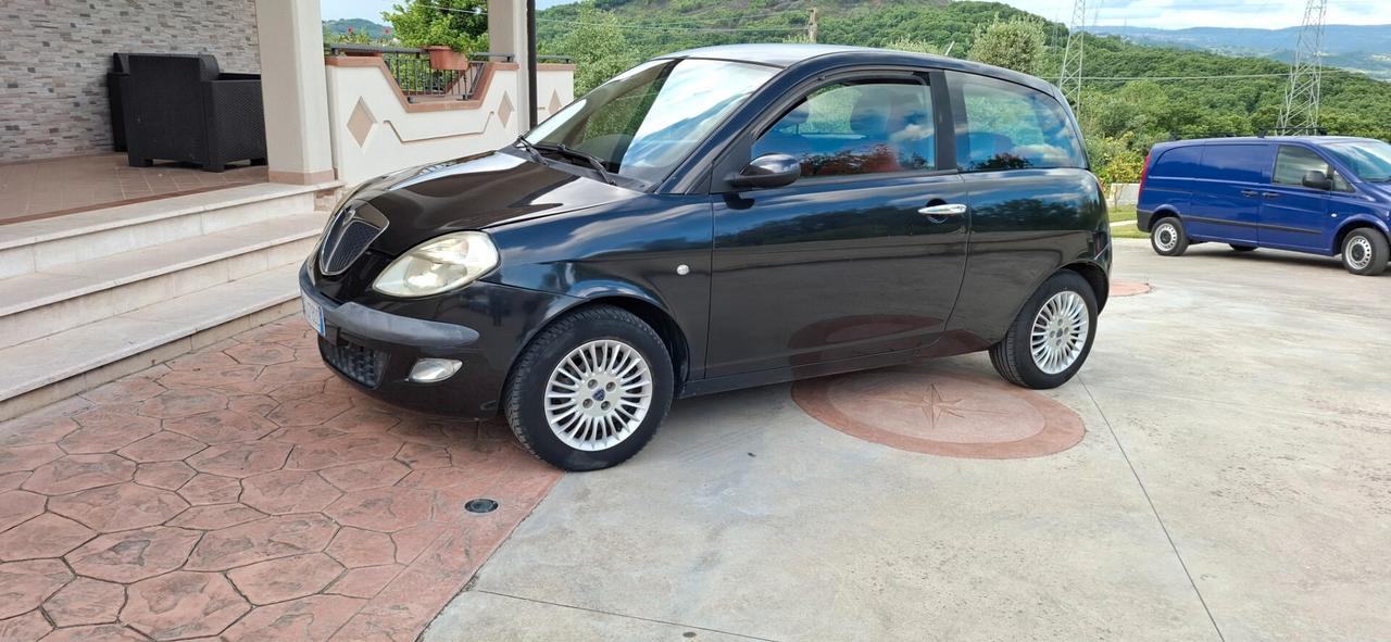 Lancia Ypsilon 1.2