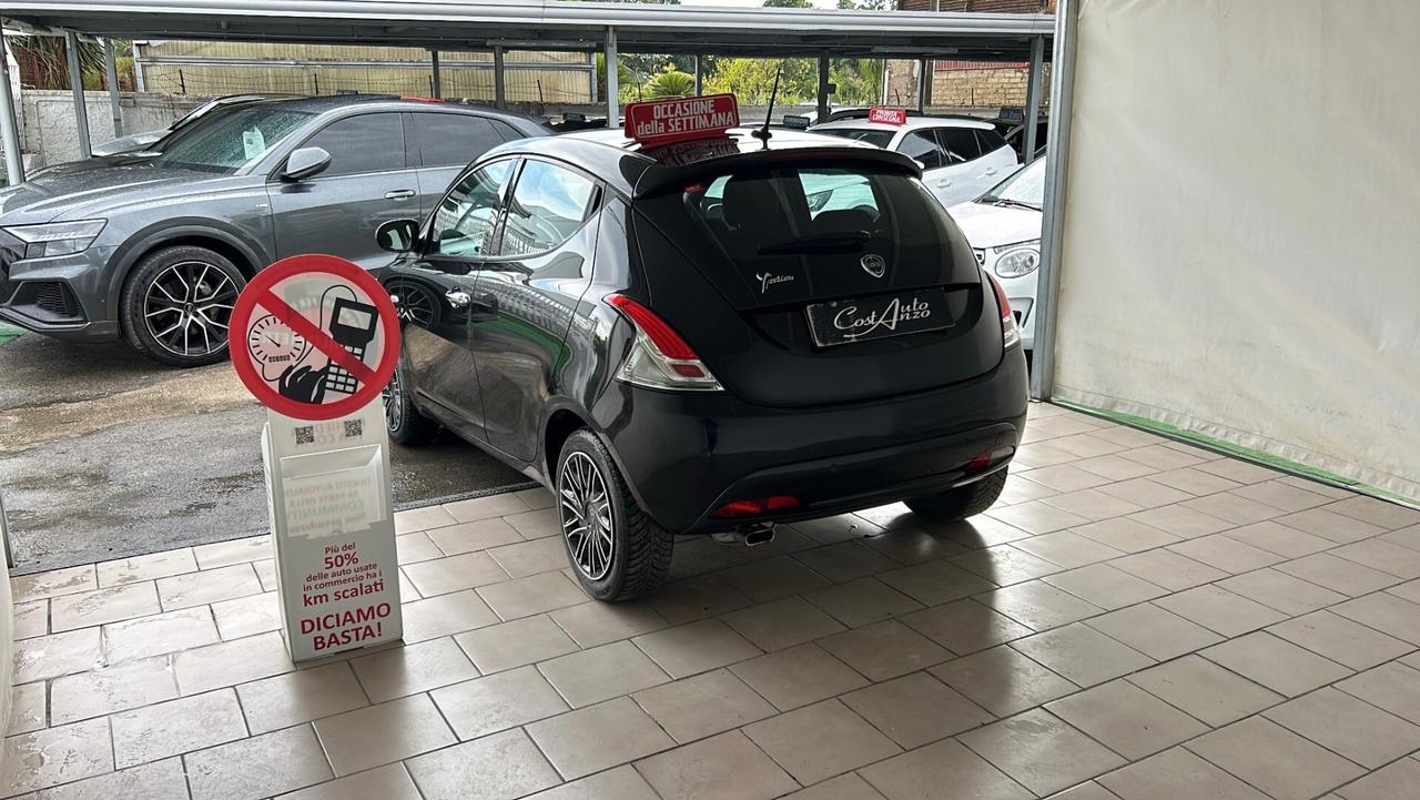 Lancia Ypsilon 1.2 Benzina Silver Elefantino Blu 2020