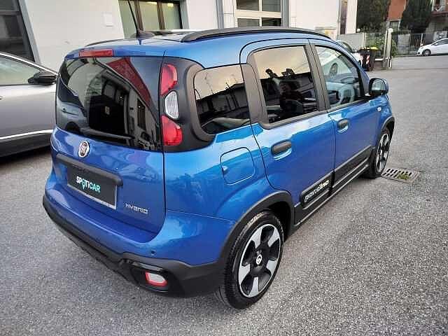 Fiat Panda 1.0 FireFly Hybrid Cross
