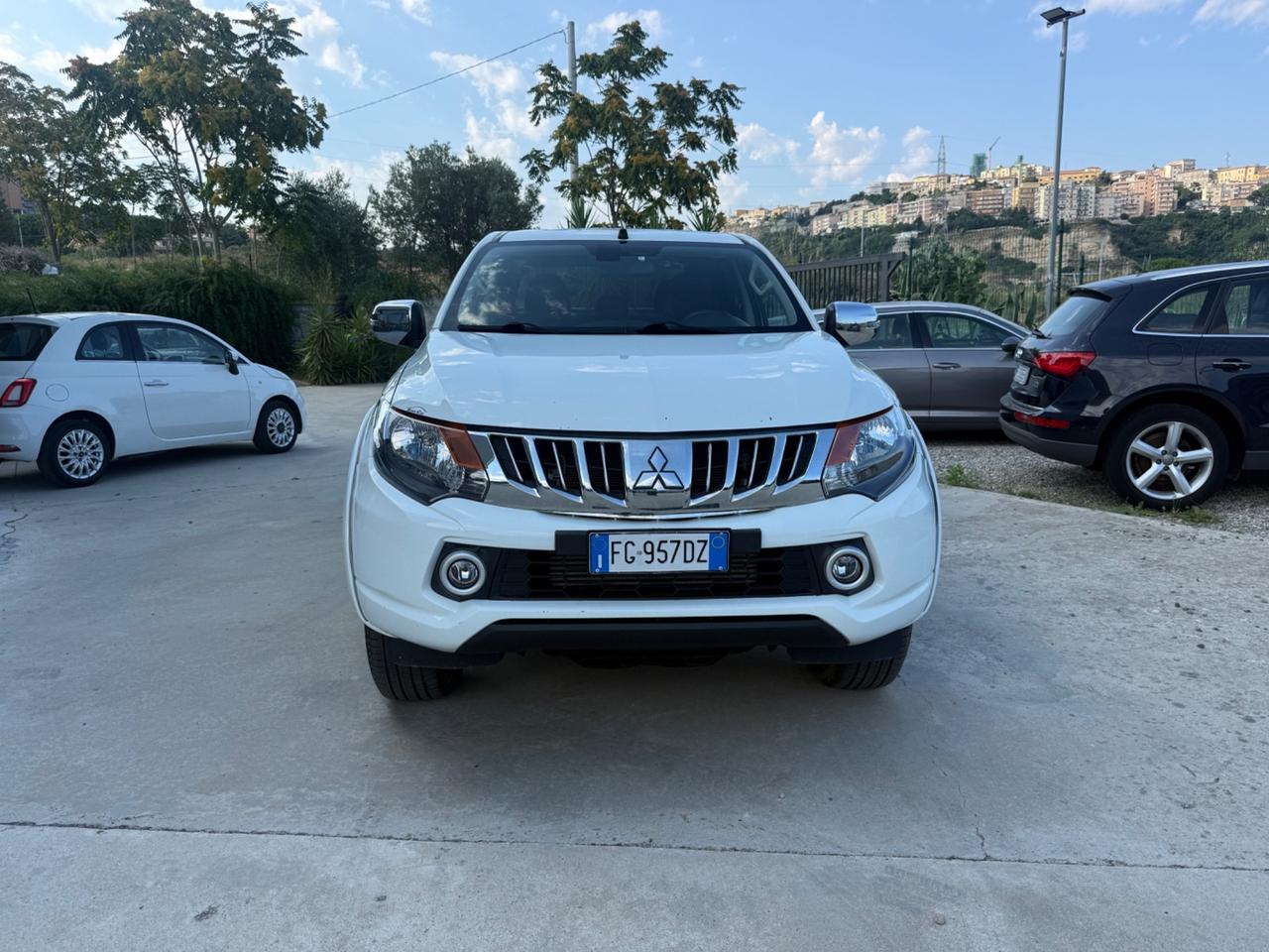 Mitsubishi L200 2.4 DI-D/154CV Double Cab Intense