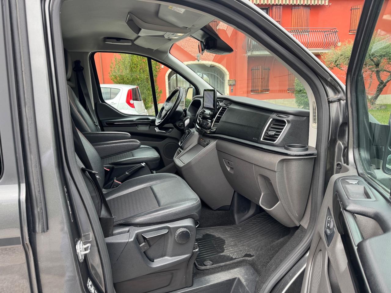 Ford Tourneo Custom 320 2.0 EcoBlue 170CV aut. PC Sport