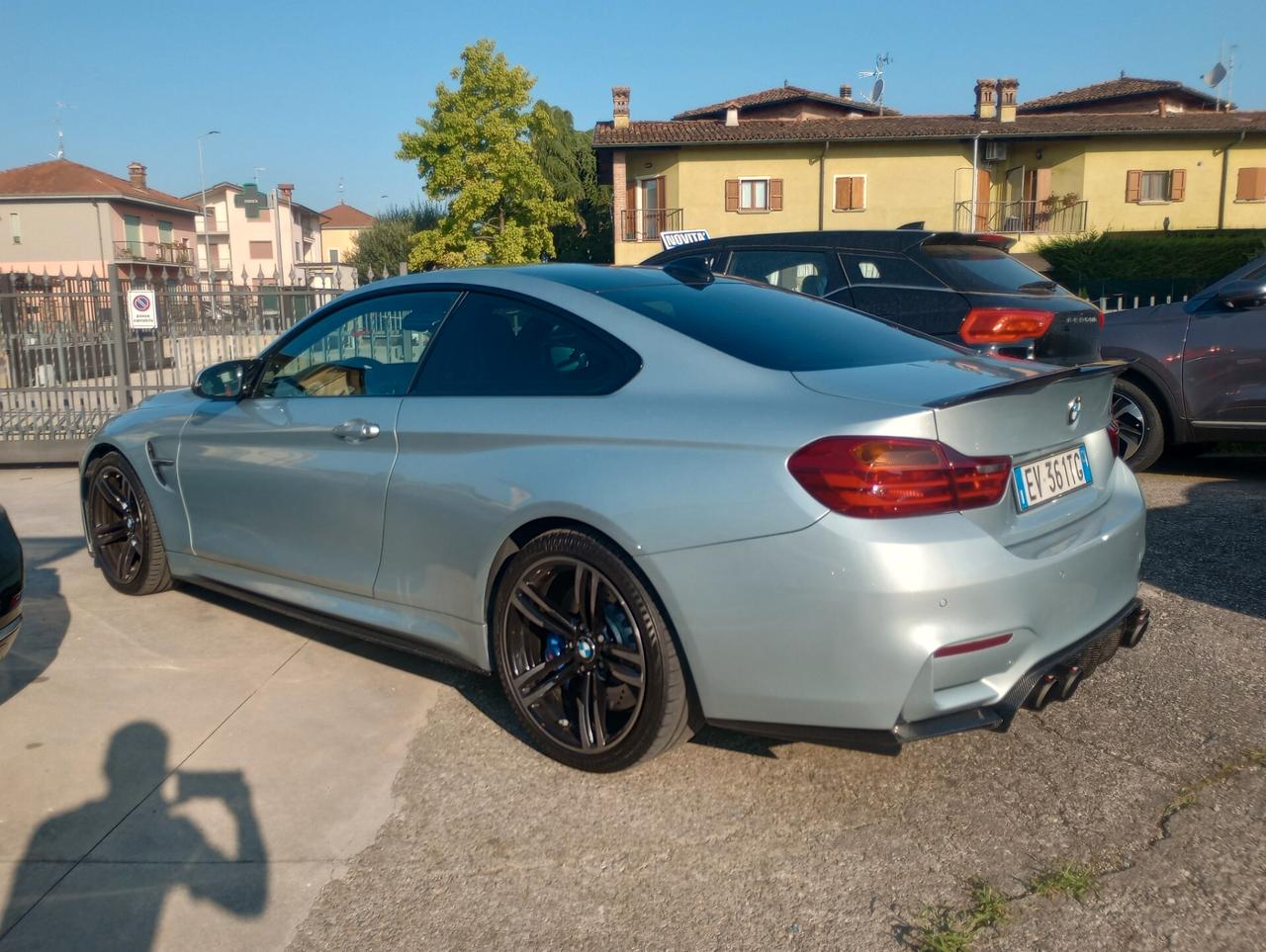 Bmw M4 DKG, Akrapovic