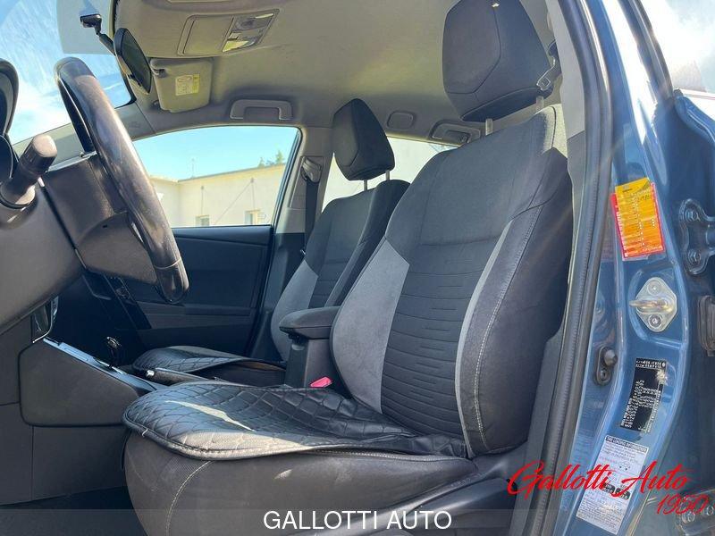Toyota Auris Touring Sports 1.8h Business cvt