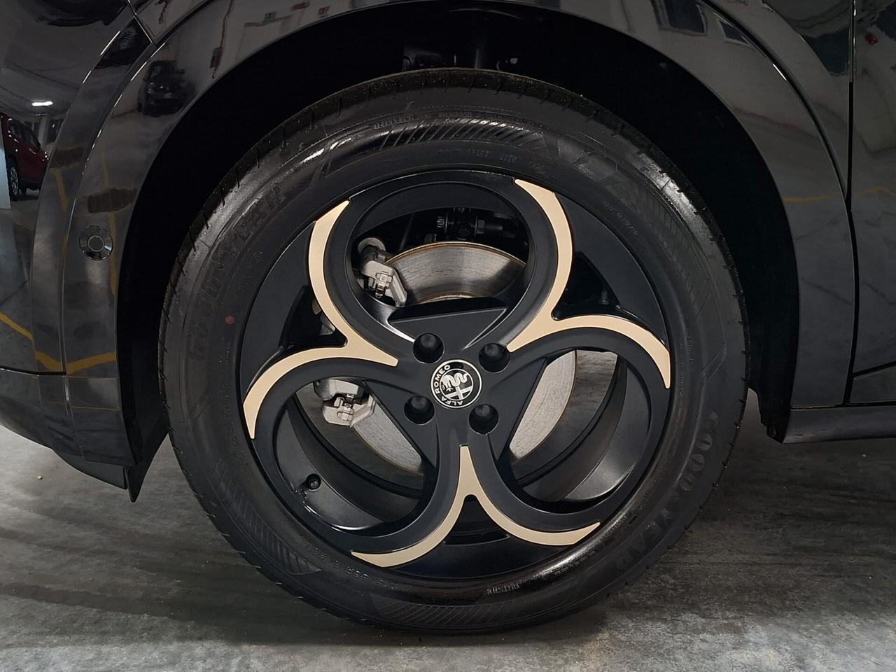 Alfa Romeo Junior BEV 156CV Intensa 100% ELETTRICA