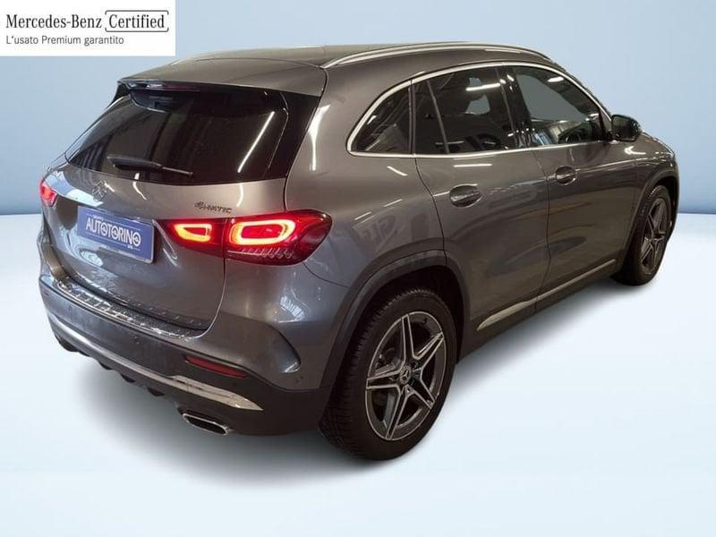 Mercedes-Benz GLA 200 D PREMIUM 4MATIC AUTO