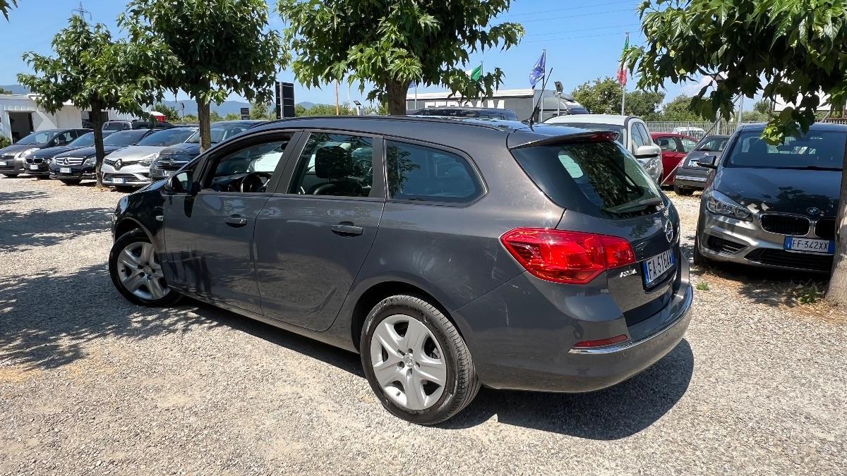 OPEL - Astra Station Wagon Sports Tourer 1.6 cdti Cosmo s&s 110cv