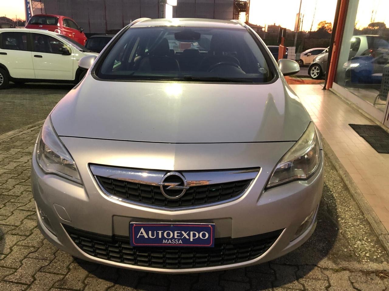 Opel Astra 1.7 CDTI 110CV Sports Tourer POSSIBILITA' DI GARANZIA 24 MESI RINNOVABILE FINO A 36 MESI!!!