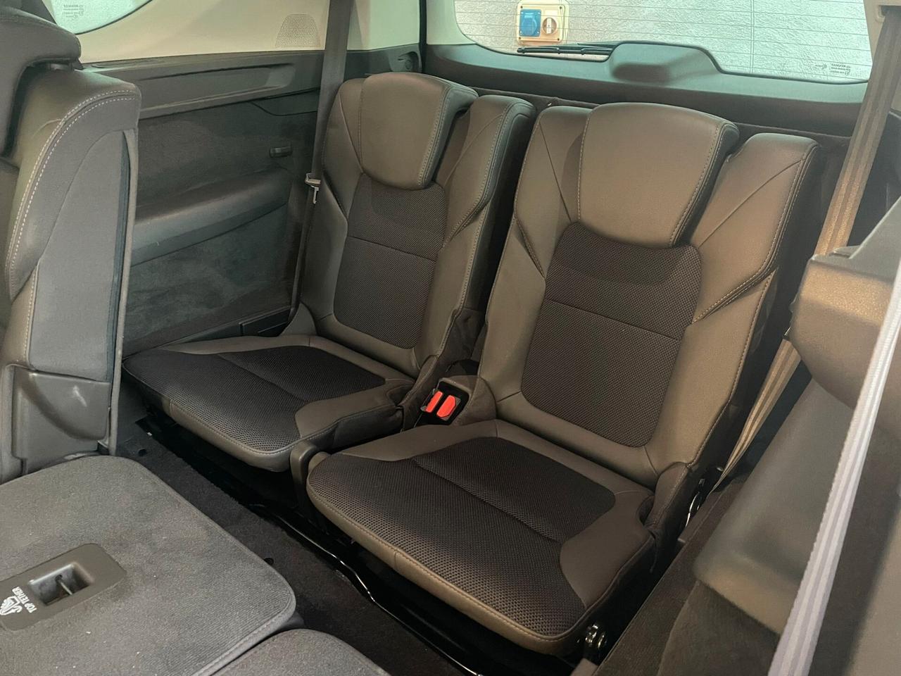 Renault Espace dCi 160CV EDC Energy Initiale Paris 4Control