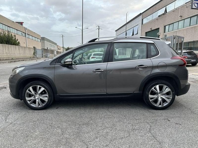 Peugeot 2008 BlueHDi Allure Pack 100cv