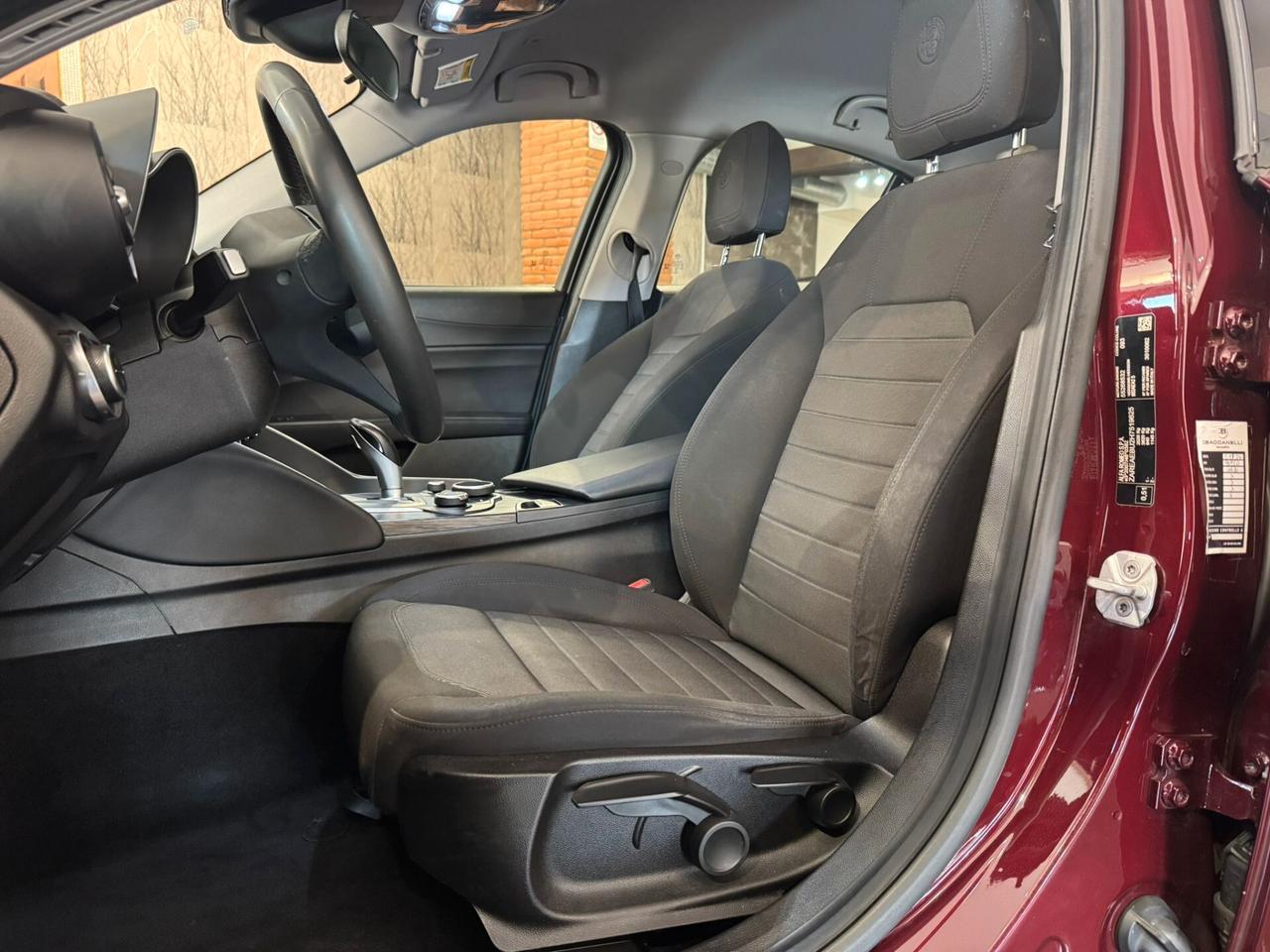 Alfa Romeo Giulia 2.2 Turbodiesel 150 CV AT8