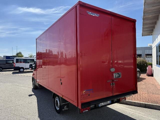 IVECO DAILY 35S16H3.0 BOX