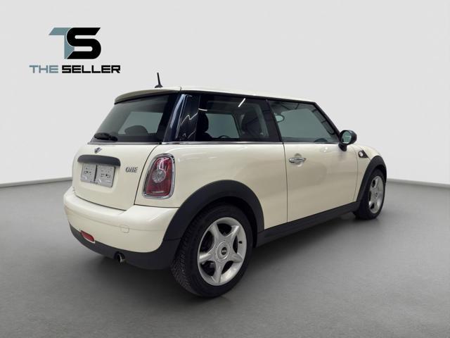 MINI One 1.4 16V One (55kW)