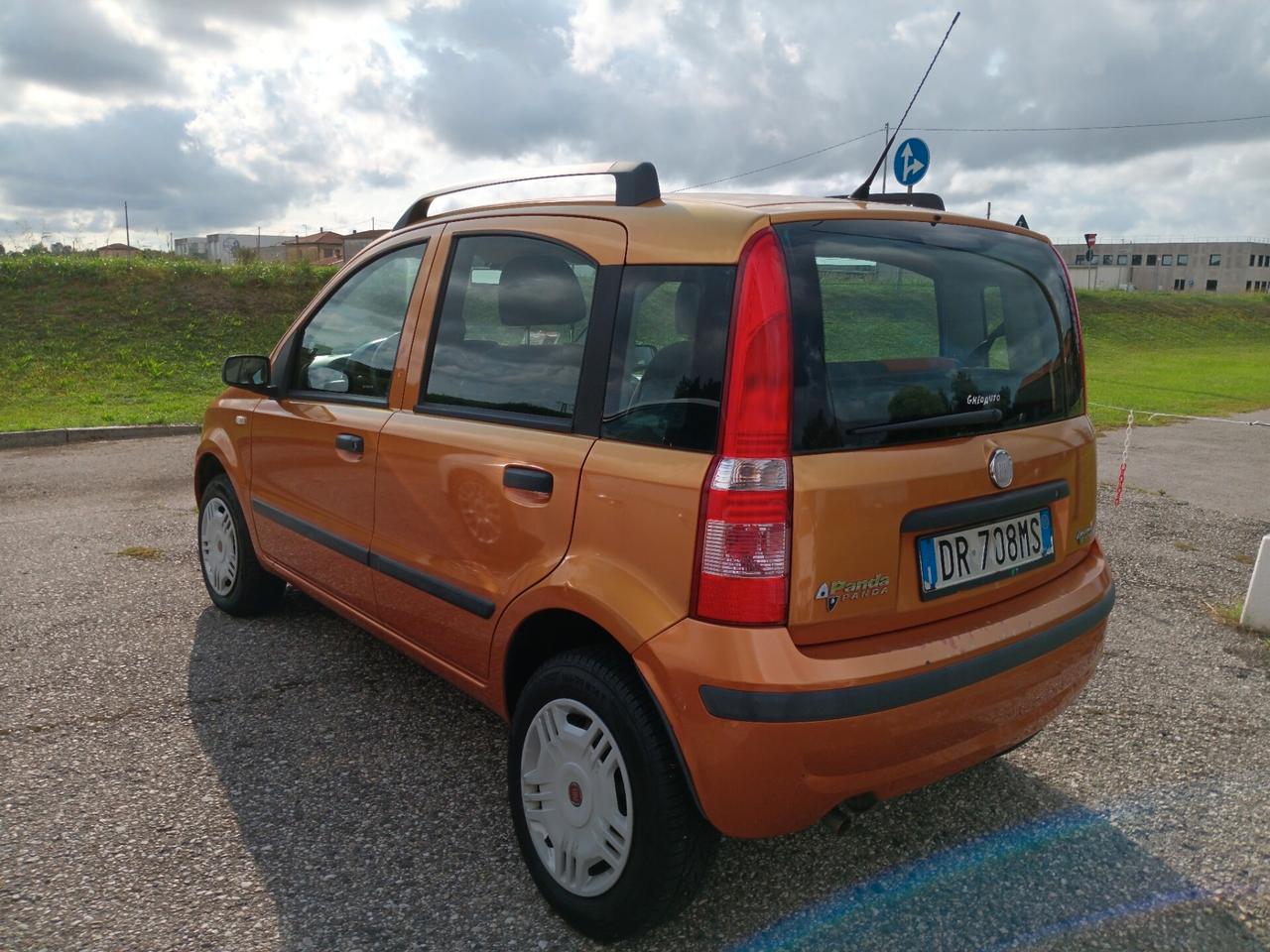 NEOPATENTATI metano UNICO PROPRIETARIO finanziabile