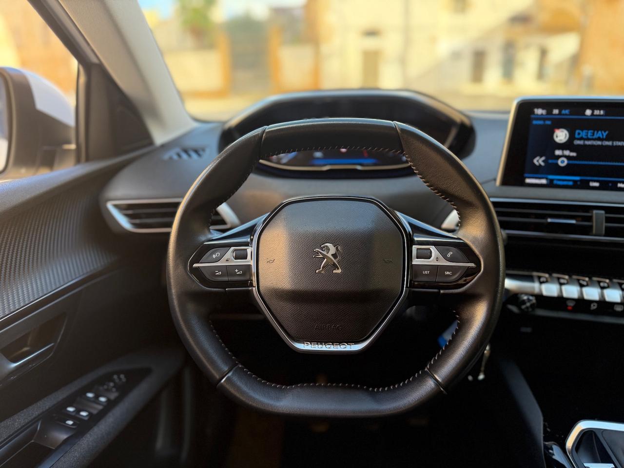 Peugeot 3008 BlueHDi 130 S&S Business