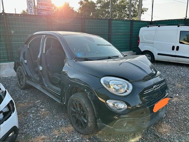 Fiat 500X 1.3 MultiJet 95 CV sinistrata incidentata