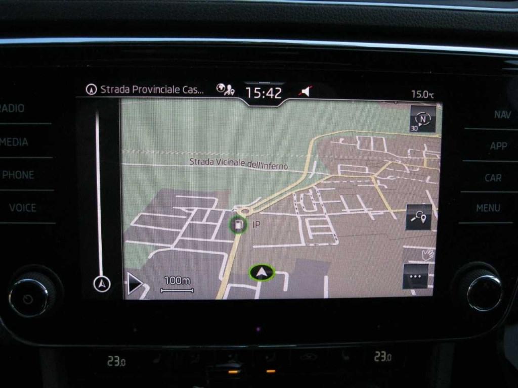 Skoda Superb Wagon 2.0 tdi evo Executive 122cv dsg