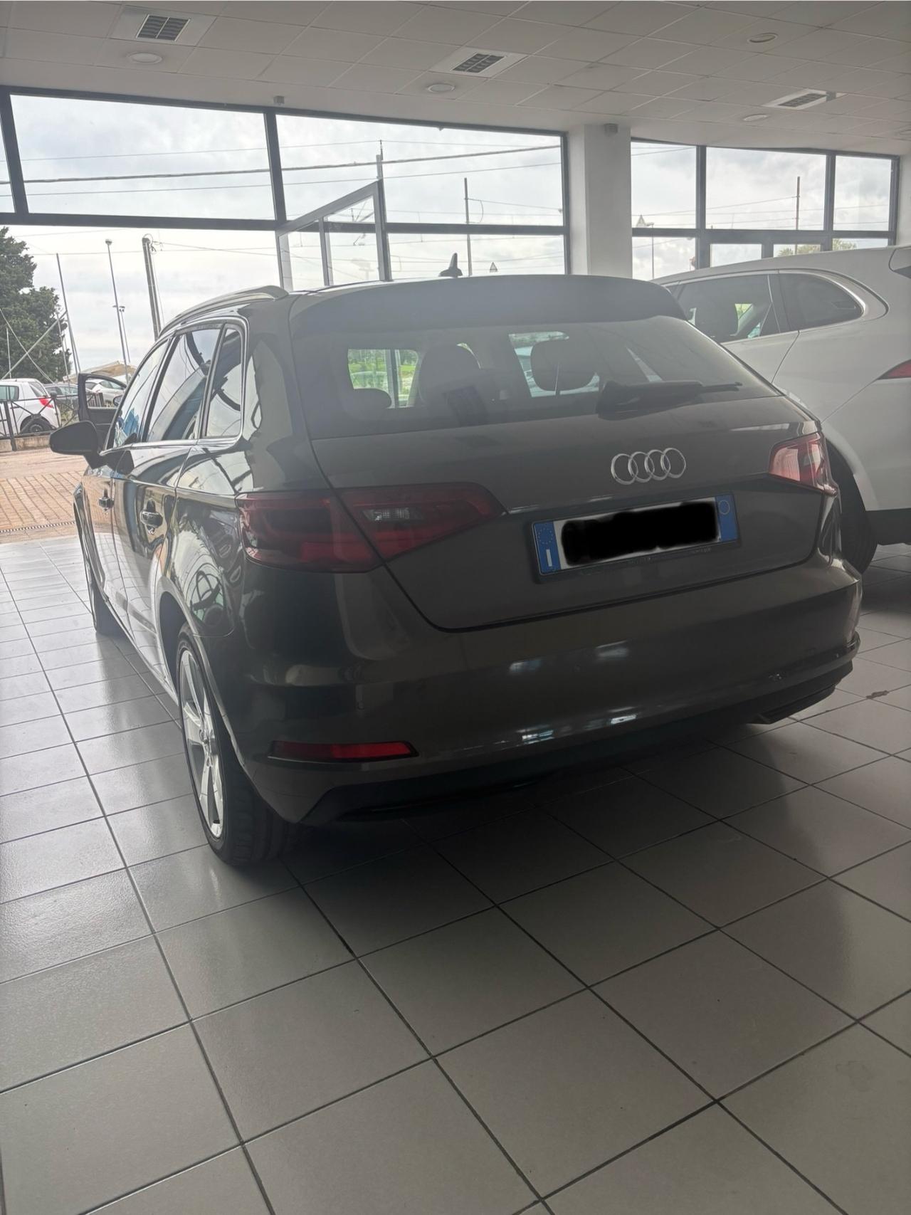 Audi A3 SPB 1.4 TFSI S tronic g-tron Ambition