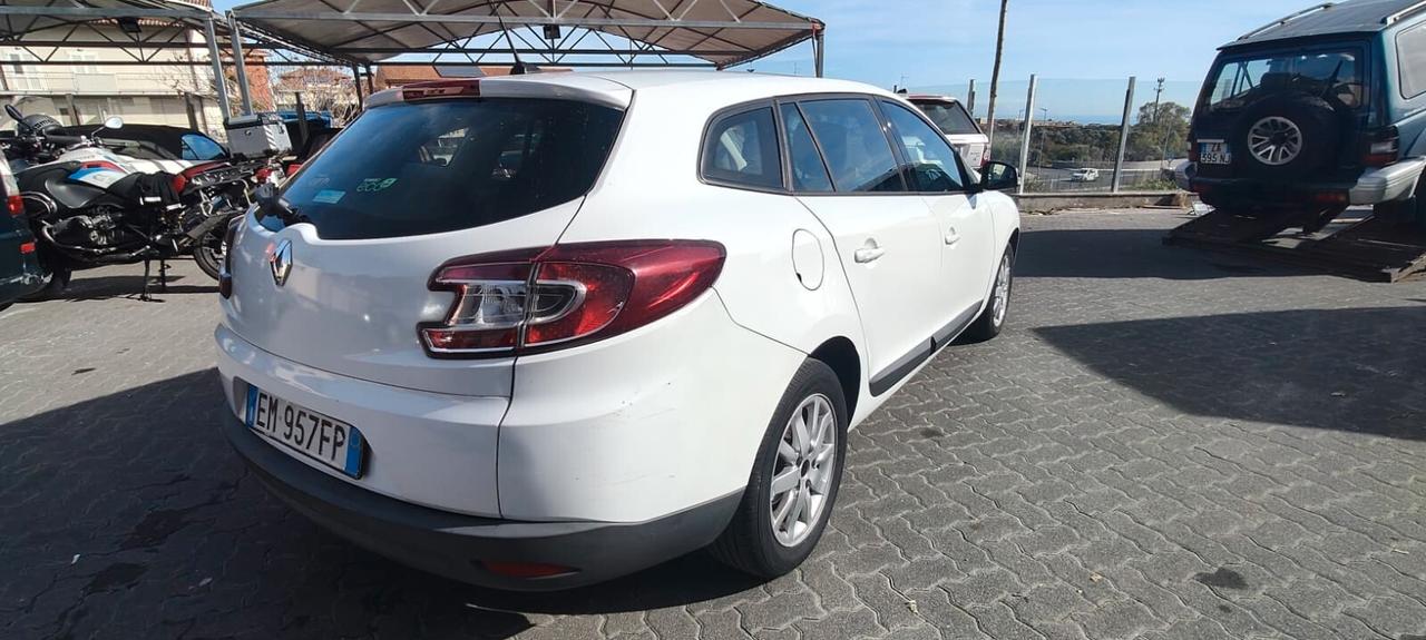 Renault Megane Mégane 1.5 dCi 110CV EDC SporTour GT Line IVA ESPOSTA