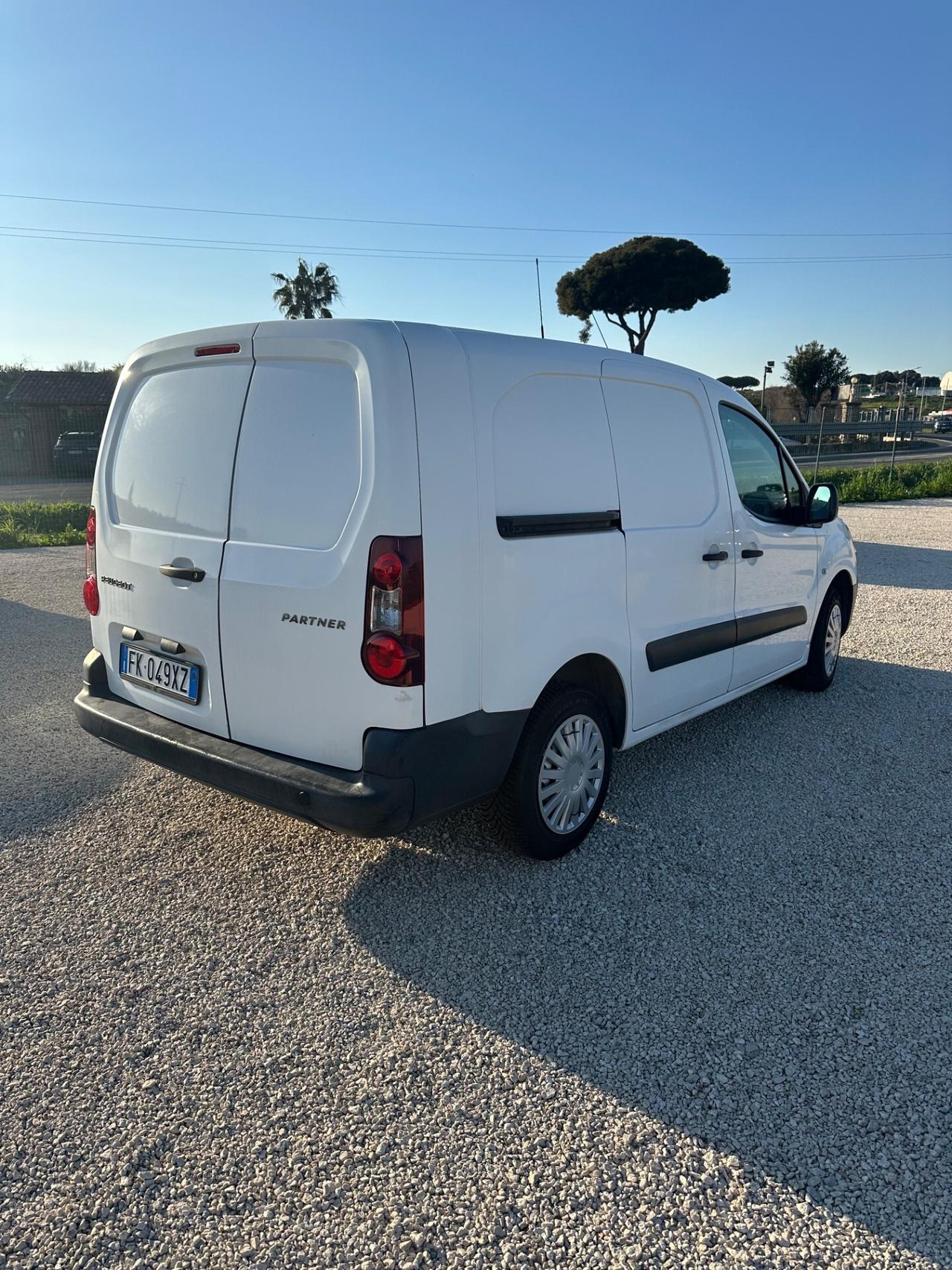 Peugeot Partner Tepee BlueHDi 100 Active