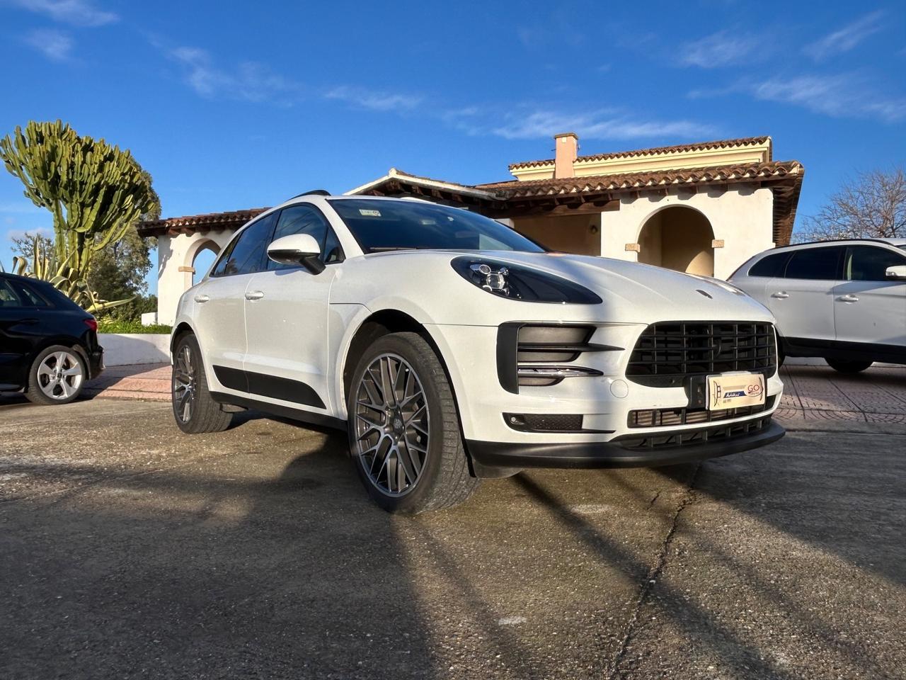 Porsche Macan 2.0 245 cv restyling